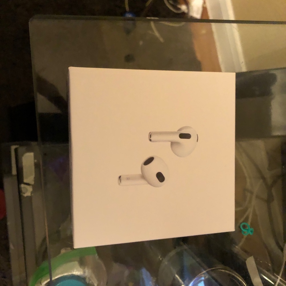 AirPods gen 3 NEW